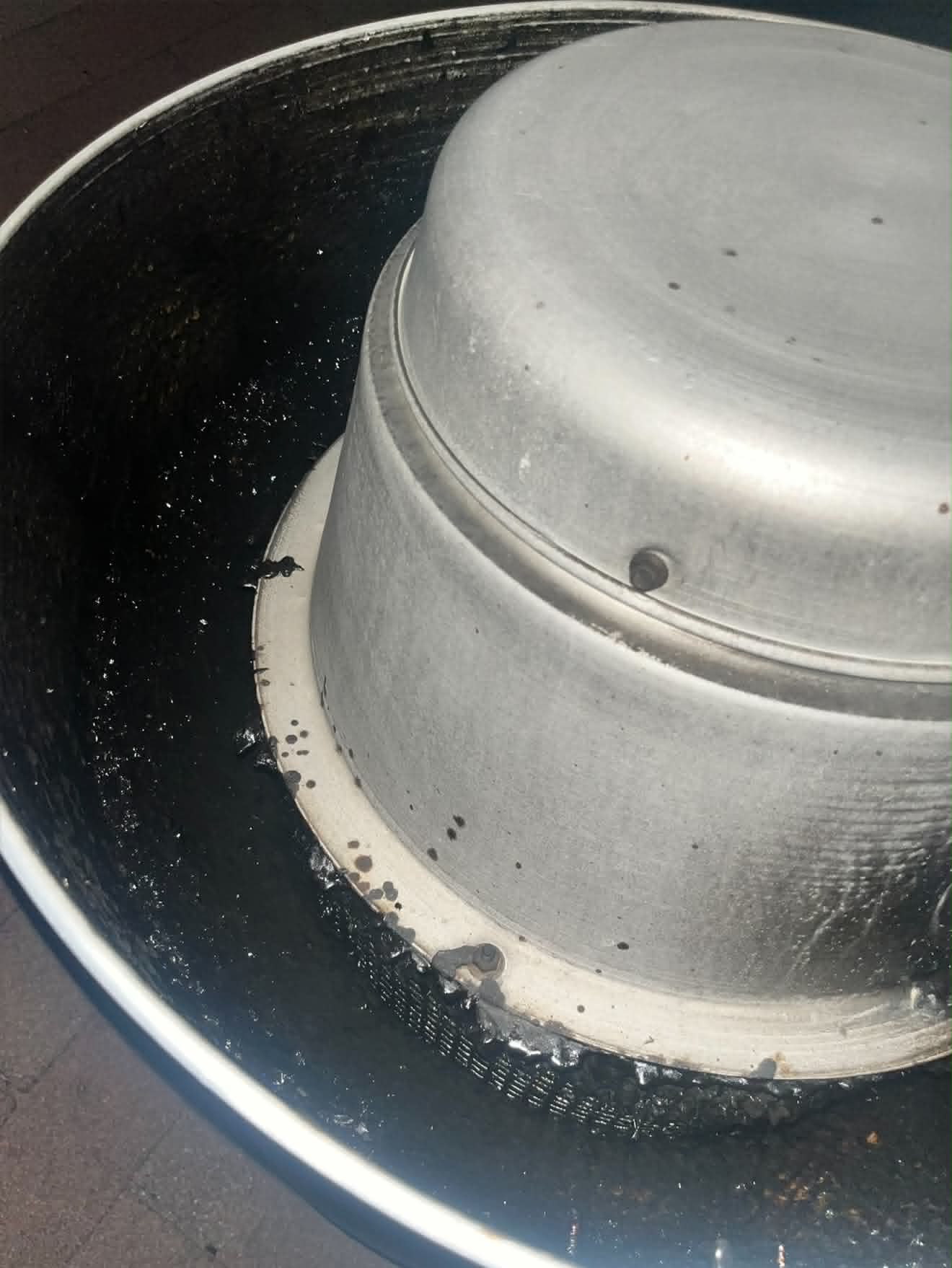 Boîtier de ventilation avant le nettoyage