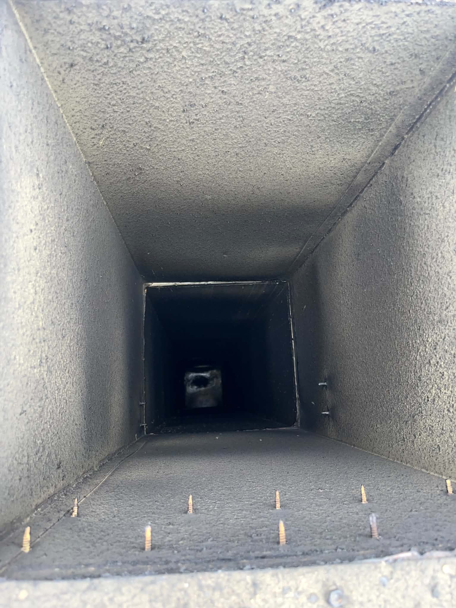 Conduit avant le dégraissage